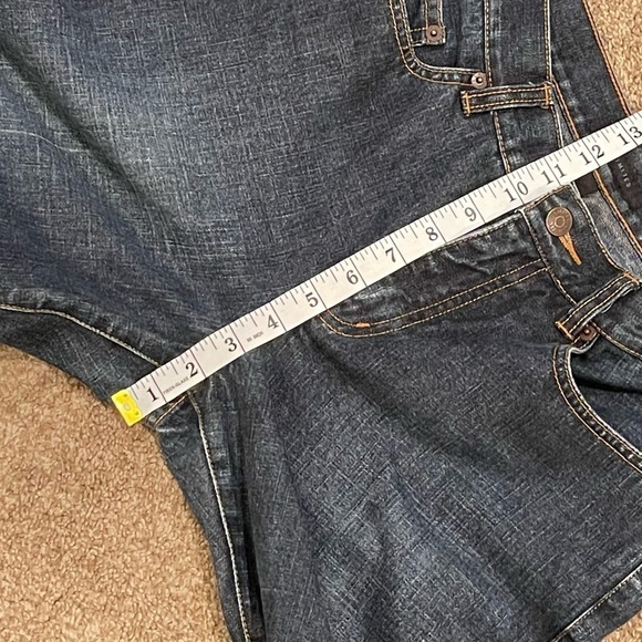 The Limited Dark Wash Denim Jeans w/ Perm Crease Straight Leg Classic Fit - Picture 9 of 14